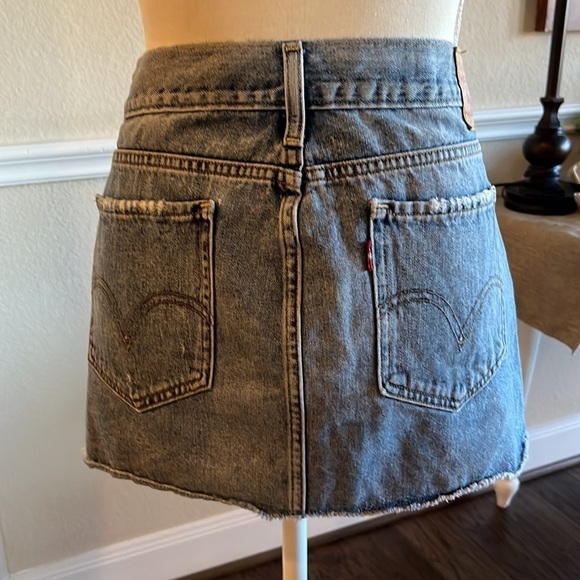 Levi’s Mini Skirt Size 29 - Picture 5 of 16